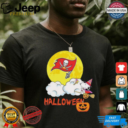 Snoopy Tampa Bay Buccaneers NFL Halloween 2024 Shirt