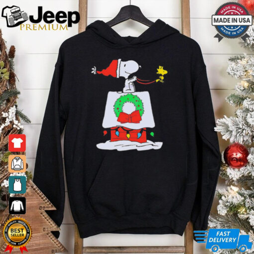 Snoopy Woodstock Wreath Dog House Pull Over Christmas shirt