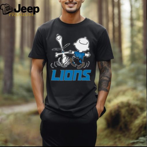 Snoopy and Charlie Brown Happy Detroit Lions Fans Shirts