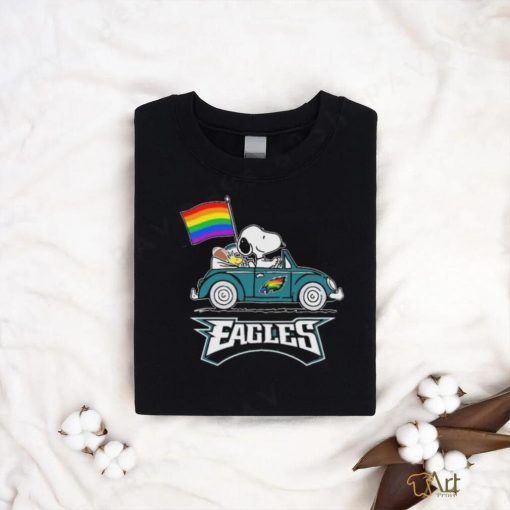 Snoopy and Woodstock Driving Car Philadelphia Eagles Pride Flag shirt