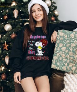 Snoopy and Woodstock happiness is a hug from the heart Washington Commanders shirt