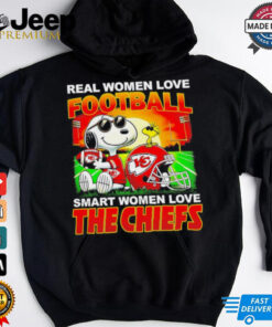 Snoopy real women love football smart the women love The Chiefs shirt
