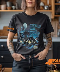 Super soft and beautifully faded Vintage 1991 Legends Live Where Legends Roam Harley Davidson shirt