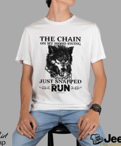 THE CHAIN ON MY MOON SWING Wolf Classic T Shirt