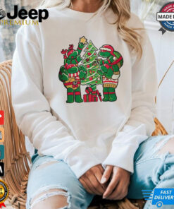 Teenage Mutant Ninja Turtles decorating their Christmas tree shirt