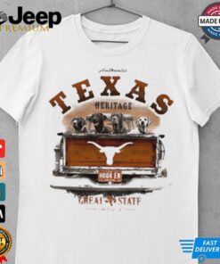 Texas Longhorns labs in truck Hook ‘Em shirt