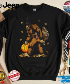 Thanksgiving Bigfoot Turkey Pumpkin Comfort Colors T shirt