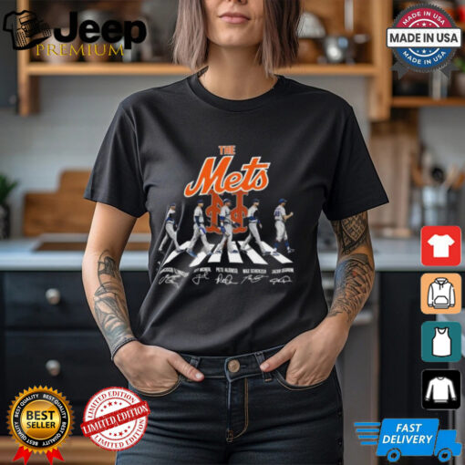 The New York Mets Baseball Walking Signatures 2024 T shirt