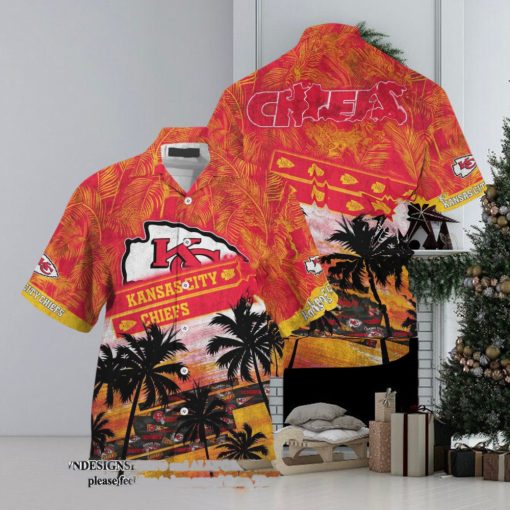 [The best selling] Kansas City Chiefs NFL Palm Tree Pattern For Sports Fans Sport 3D Full Printing Hawaiian Shirt