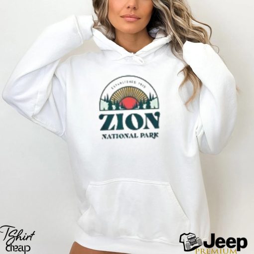 Utah Zion National Park Casual Earth Day T Shirt