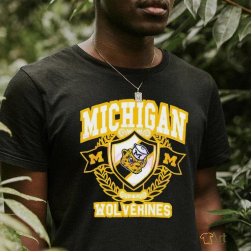 Vintage Michigan Wolverines Shirt