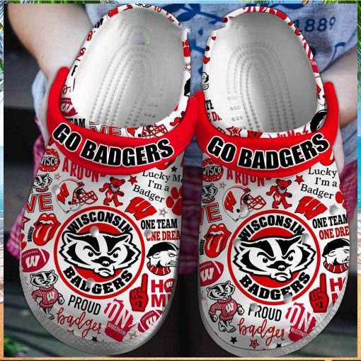 Wisconsin Badgers Ncaa Lucky Im A Badger Clogs Crocs