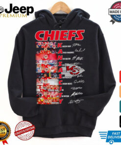 Chiefs Kansas City Kareem Hunt Patrick Mahomes Nick Bolton Travis Kelce signatures shirt