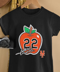 Juan Soto New York Mets player number shirt