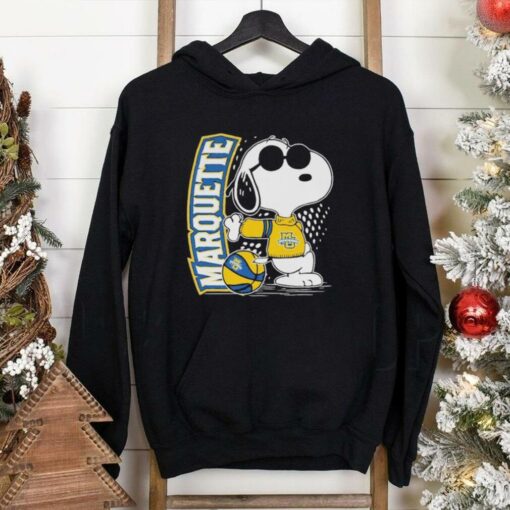 Nice Snoopy X Marquette Golden Eagles Basketball 2024 2025 Shirt