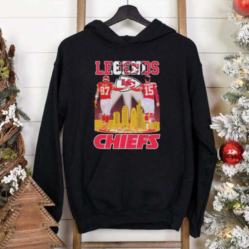 Official Travis Kelce X Patrick Mahomes Legends Skyline Kansas City Chiefs Signatures T shirts