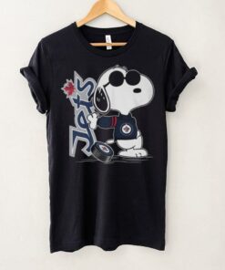 Snoopy Style Winnipeg Jets Fan Favorite shirt