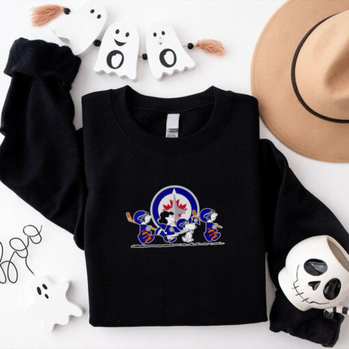 The Peanuts walking Winnipeg Jets shirt